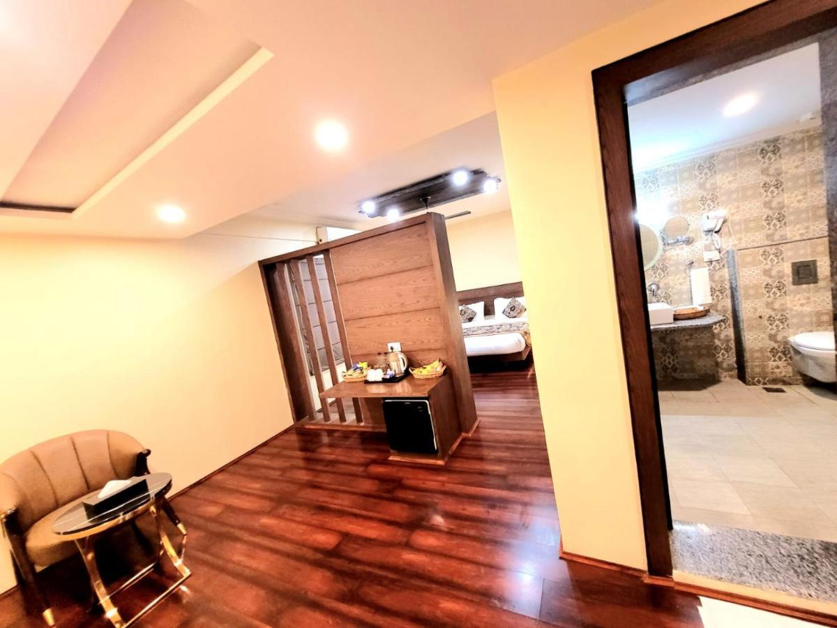 Hotel Green Rooms, Vintage Luxury Near Dal Lake Srīnagar エクステリア 写真